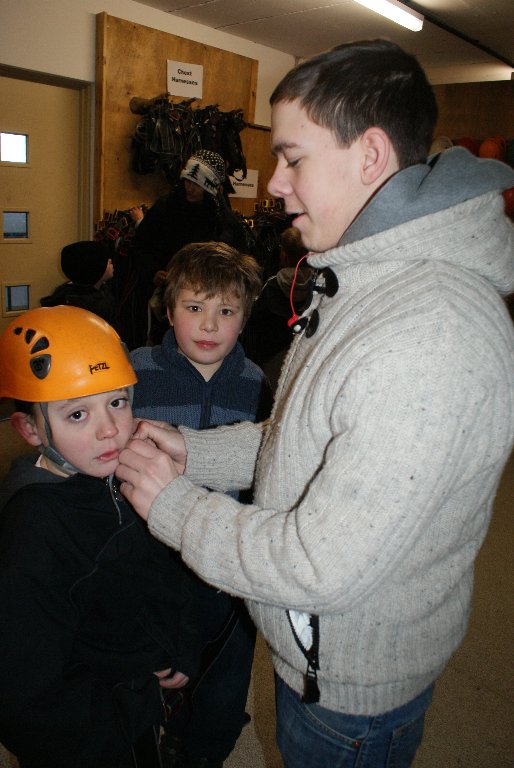 Volunteers11 514x768